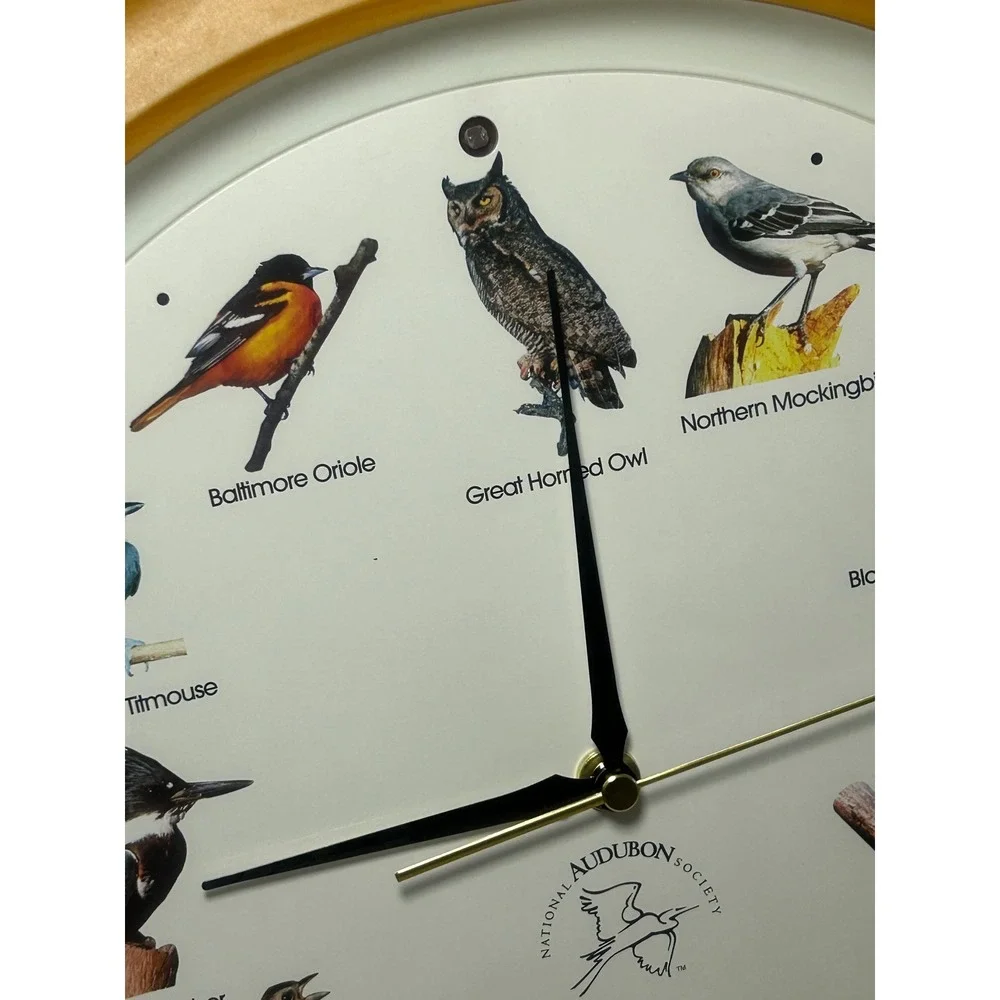 National Audubon Society Singing Bird Wall Clock Wood Frame Quartz SW5 13 Inch